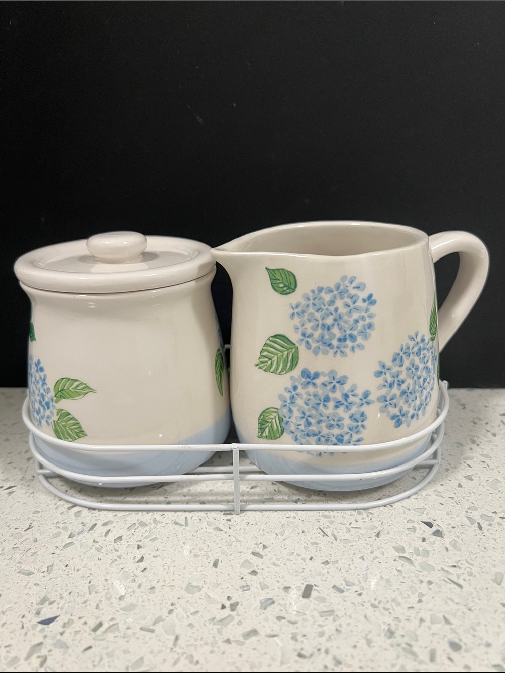 SEEDS & SUNSHINE Gorgeous Ceramic Blue Hydrangea Creamer and Sugar Lid Set Caddy